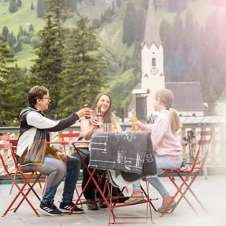 Cozy In Vorarlberg In A Charming Area Apartman